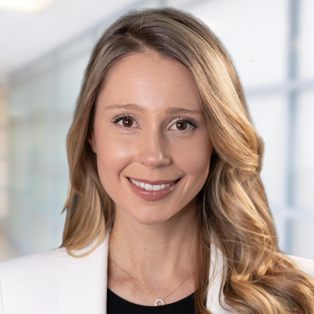 Headshot of Claudia Pinter